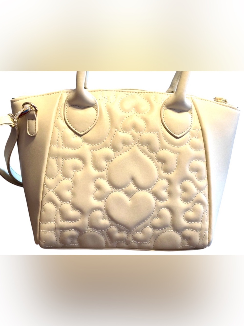 NWT•Betsey Johnson Ivory Quilted Satchel with Gold & Pearl Charm Chains - Picture 4 of 7
